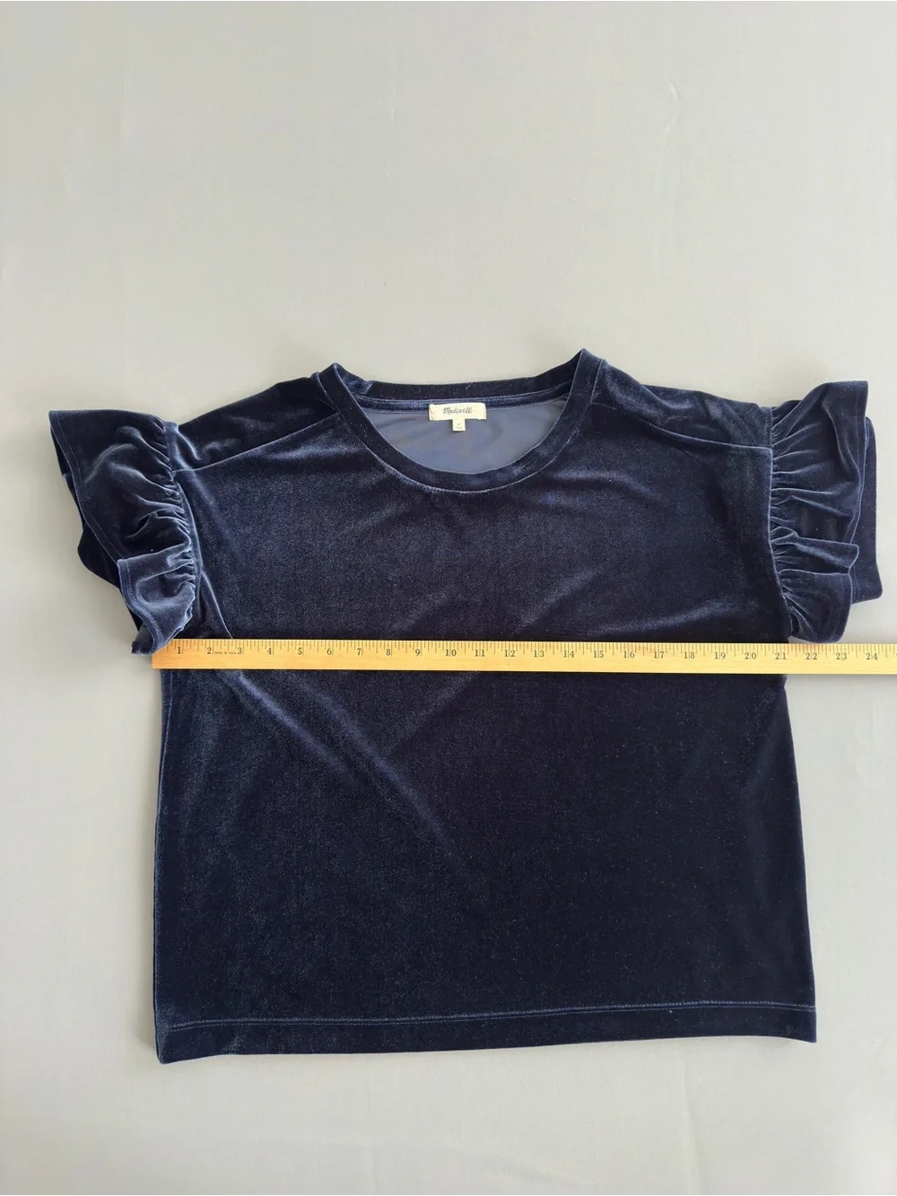 Velvet Ruffle-Sleeve Tee / Top size M